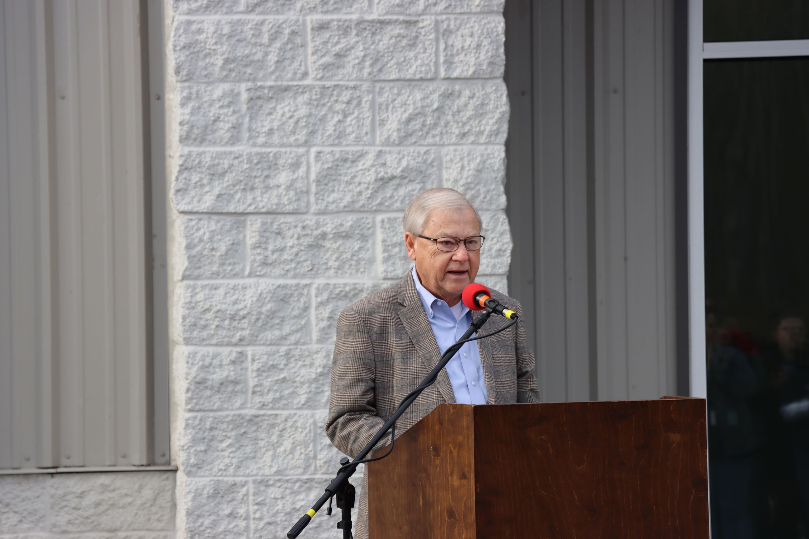 Beaufort County Commissioner Frankie Waters speaks at the podium
